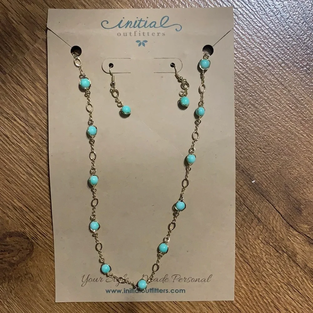 NWT‼️ Never worn. Initial Outfitters earring and necklace set B21 - Picture 1 of 2